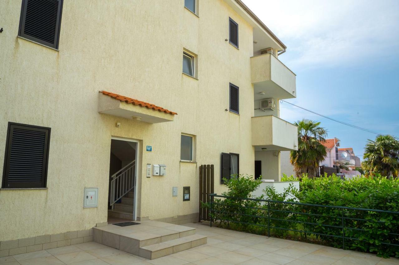 Apartment Porat Екстер'єр фото